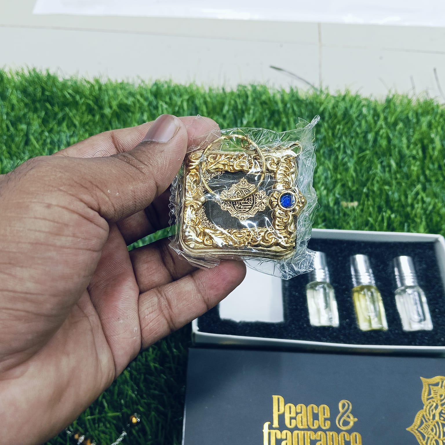 Premium Combo Attar,Tajbee & Mini Quran Package || 8304 - Image 2